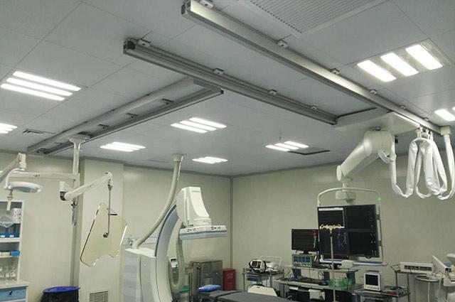 輻射防護(hù)門與其他工業(yè)防護(hù)設(shè)備的協(xié)同合作研究