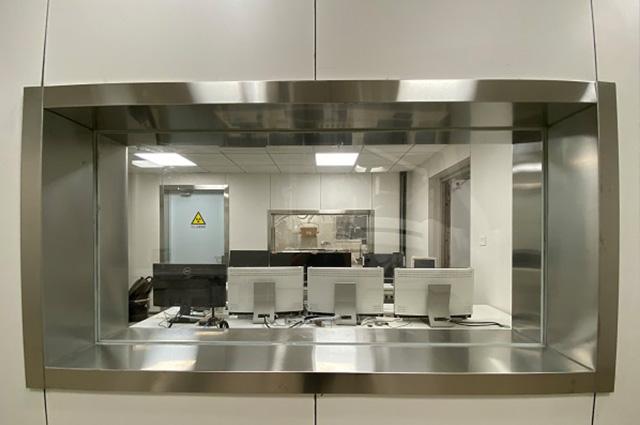 輻射防護(hù)門與防護(hù)窗的比較和優(yōu)缺點(diǎn)分析